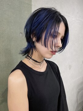 キャロルガーデンズ ボコカ 表参道(Carroll Gardens bococa) ブルーブラック ショートウルフ ブリーチ 【azu担当】