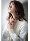ピンクベージュくせ毛風抜け感エアリーミディアムv上尾30代40代