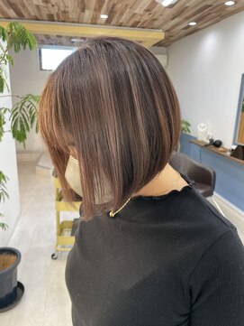 イロ(iLo) アンブレラカラー×ボブ