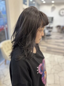 イースタイルコムズヘア 柳通り店(e-style com's hair) #ロングレイヤー#ウルフ#ハッシュカット