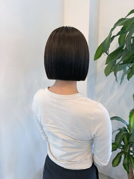 ジジ 宇都宮(Gigi) ぱつっとミニボブ♪♪