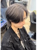ダークグレー×エンドカラーで魅せるニュアンスウルフ