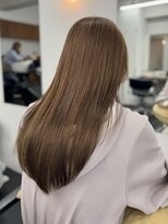 シベルバレー 横浜(sibell) ▽ミディアムレイヤーダークブラウンくびれミディアムオリーブ