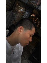 エーピーティートアウエスト(APT. TOR WEST) buzz taper fade
