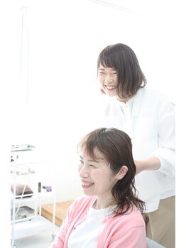 マーブルー(mar-blue)の写真/少人数女性専用の空間でマンツーマンで、しっかり対応。理想の髪へ導きます☆