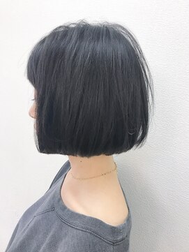 リライト(rewrite) ☆ダークトーンのヘアカラーと切りっぱなしボブで大人可愛く☆
