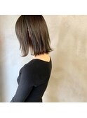 透明感グレーで柔らかさ◎