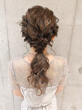 ルラブランシェ(Rula branche) パーティーヘアセット【13】