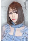 ココアブラウンのシンプルな前下がりボブ♪前髪は王道バング♪藤