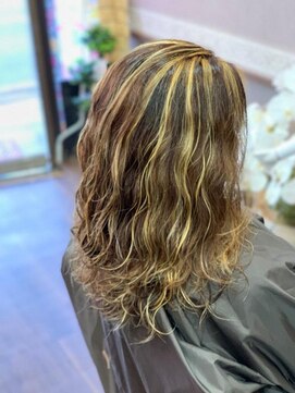 ロータス(Lotus) パーマ