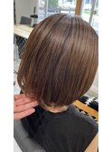 マロンベージュ　かきあげボブ