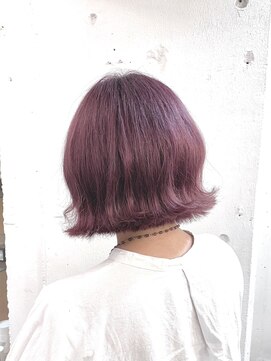 リッカ(RICCA) 【ベリーピンクブラウン】ウェーブボブに映えるピンクカラー♪