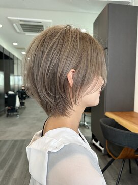 ビューエヒメ(VIEW EHIME) 小顔カットショートボブ大人可愛いアッシュオリーブ20代30代40代