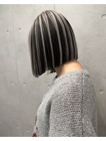 レオクマ(REOKUMA)&nbsp;アンブレラカラー/デザインカラー/筋感/切りっぱなしボブ