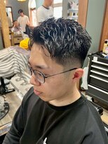 スタンドバーバー 柏(STAND BARBER)&nbsp;スペインカール/スパイキーショート/ブルーブラック/柏