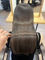 ピープスアンドスー 表参道 渋谷(Peeps&Suu.)&nbsp;髪質改善トリートメントブリーチなしカラー グレージュ艶髪