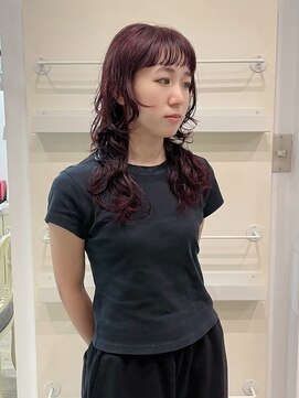 バジルプープラ(basil pupula) ロングレイヤーウルフ × 赤髪