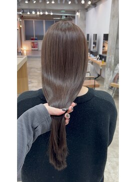 ショコラブラウン