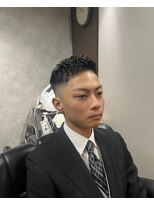 シャノ(siano)&nbsp;アイロンパーマフェードスタイル