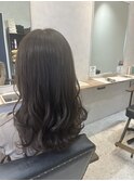 長くても軽やかに、大人の柔らかロング/20代