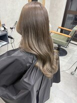 サニー 渋谷(SUNNY)&nbsp;バレイヤージュ、ハイライト、レイヤーロング、キッズカット