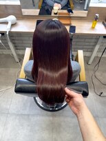 モク 上野(mok)&nbsp;チェリーレッド×美髪縮毛矯正で艶ヘアに♪