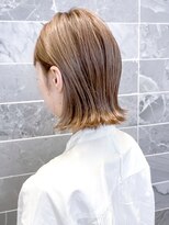 オーブ ヘアー アンリ 梅田店(AUBE HAIR unli)&nbsp;【AUBE HAIR】ミルクティーブラウン_外ハネ_くびれミディ