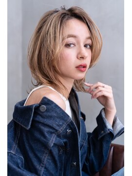 メーヴェ(Mowen) mowen 南堀江 ヌーディーベージュ×愛され×アンニュイロング