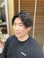 ループ(Loop) センターパート×ツイストスパイラルパーマ