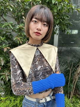 ミィ 表参道(mee.) 斜めバンク/グレージュカラー/デザインカラー/シルキーベージュ