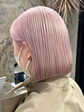 ソル ジングウマエ(SOL JINGUMAE) ダブルカラーピンクベージュベージュカラーケアブリーチミニボブ