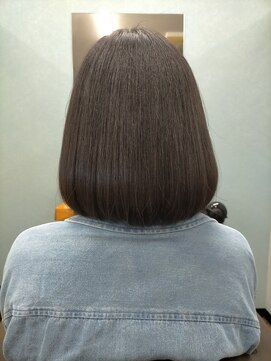 ブロス(BROS.) ふんわりボブ