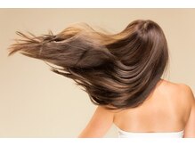 過度なダメージが原因の場合、髪質改善に時間がかかる傾向があります2