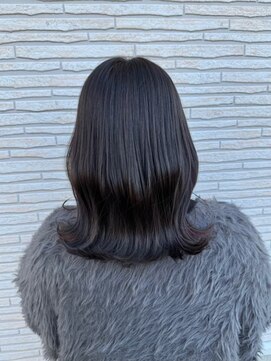 美容室 フォーリア Foglia ミディアムボブ　アッシュカラー