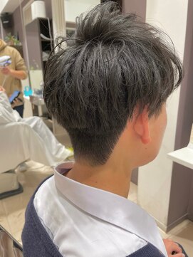 イースト(YEAST) メンズショート チャコールグレー