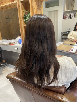 アドラーブル 駅南店(adorable) 大人可愛い大人美人ふんわりカール小顔カットショコラアッシュ