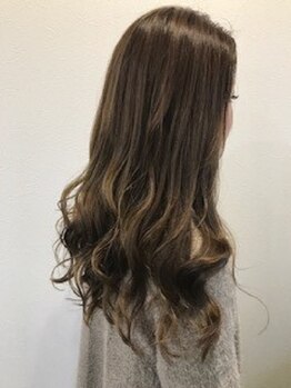 ワンファイブ ベリー(15 Berry)の写真/一人ひとり髪の悩みを解決し、理想のスタイルを叶えてくれる♪丁寧なカウンセリングを心がけております◎