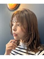 ディードア ニア(Ddoor Nia)&nbsp;重すぎないシースルーミディアム