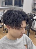 【縦落ちパーマセンターパート】ツイストスパイラルパーマ