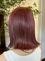 ヘアーアイスカルテット(HAIR ICI QUARTET)&nbsp;20代30代艶感大人可愛いレッドブラウン切りっぱなしボブ
