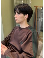 ウタ&nbsp;men's　センターパート ［大通/メンズ/眉毛/メンズカット］