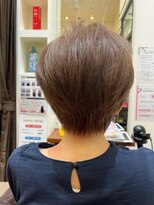 美容室ヒラトヤ 都南店&nbsp;丸みショート小顔カット似合わせカット透け感束感ショート