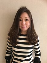 ミルクティーアッシュベージュ 担当 伊原