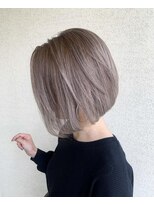 アリープアウル(ALEAP owl)&nbsp;ショートでも！ミルクティーアッシュ[くすみベージュ/20代/30代]