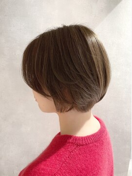アイディール(:ideal) 20代30代40代☆軽やかなまるみショートボブ
