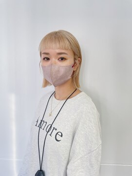 バド(bado) クリーミーベージュ×オン眉