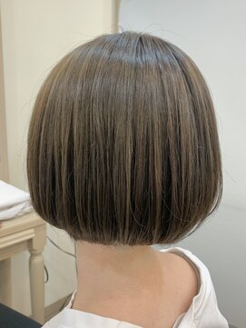 アルターリール(aL ter Rire) ミニボブ/オリーブベージュ/福原遼華