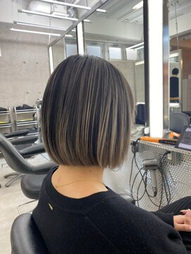 イキ 表参道(iki omotesando) モード/無造作ウェーブ/大人ガーリー[表参道駅]