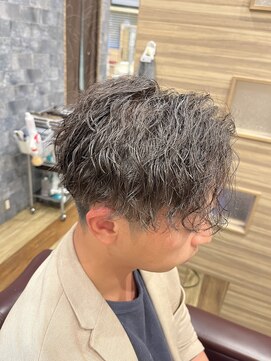 銀座マツナガ 神田店 大人カッコいい垢抜けモテ髪スパイラルパーマツーブロ