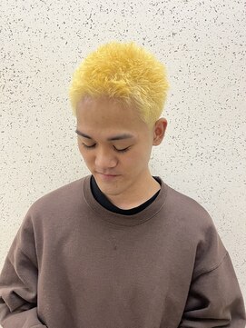 クロムトウキョウ ザ バーバー 新宿本店(CHROM TOKYO the Barber) ハイトーンショート　新宿/代々木/メンズカット/フェード/20代
